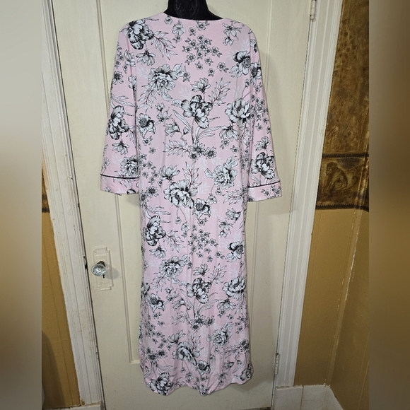 Miss Elaine Interlock Knit Robe, Long Robe 3/4 Length Sleeves Full Zip Small - Picture 2 of 7